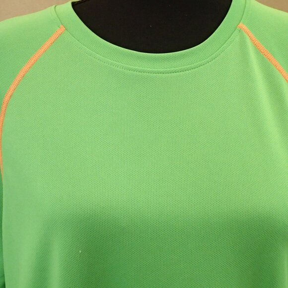 Mens Springseaon Bright Green T shirt Size Medium - Picture 5 of 5
